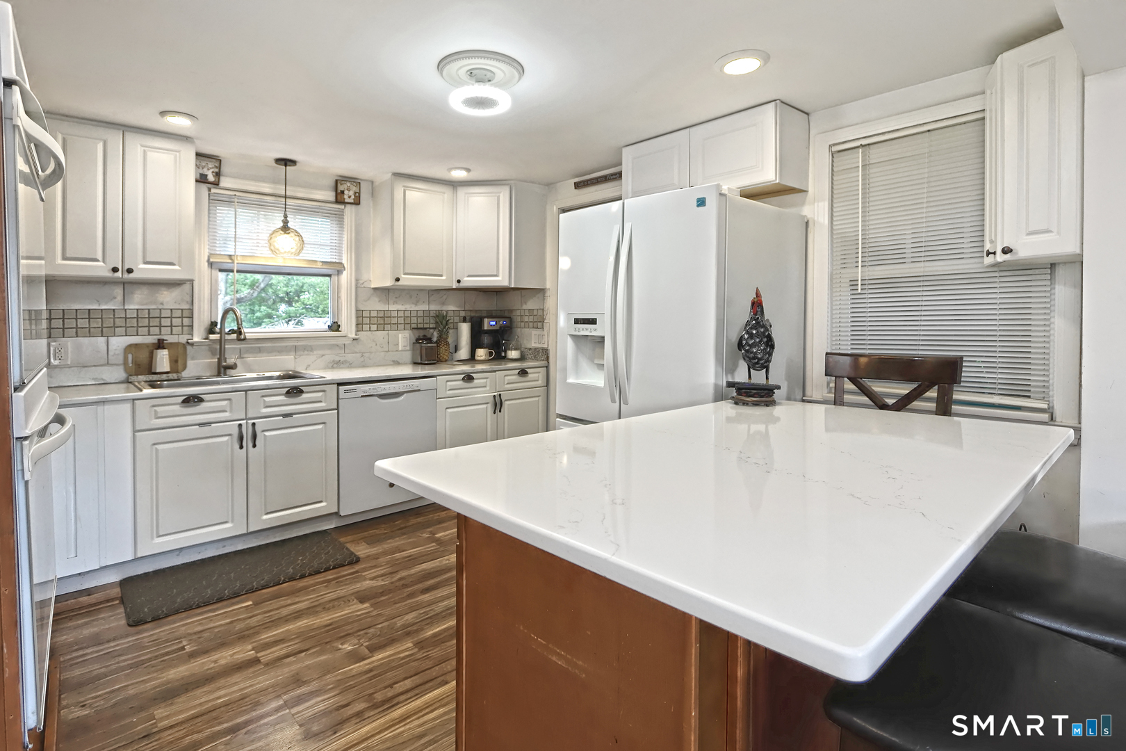 10 Glenmoor Drive East Haven CT 06512