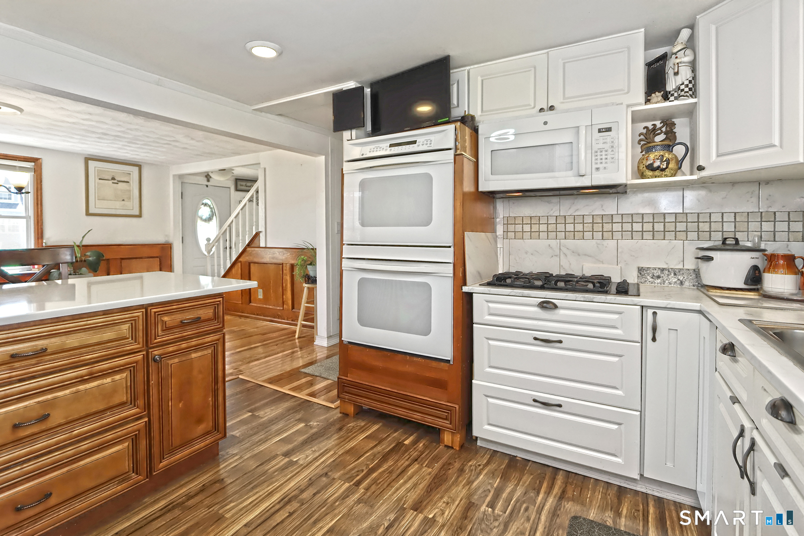 10 Glenmoor Drive East Haven CT 06512