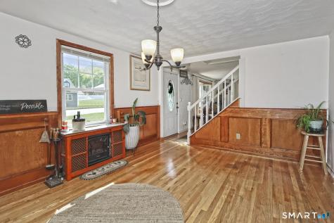 10 Glenmoor Drive East Haven CT 06512
