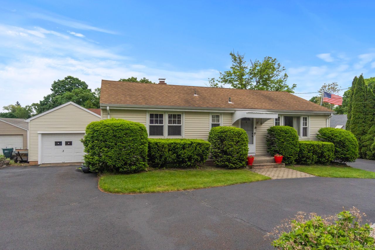 409 Evergreen Avenue Hamden CT 06518