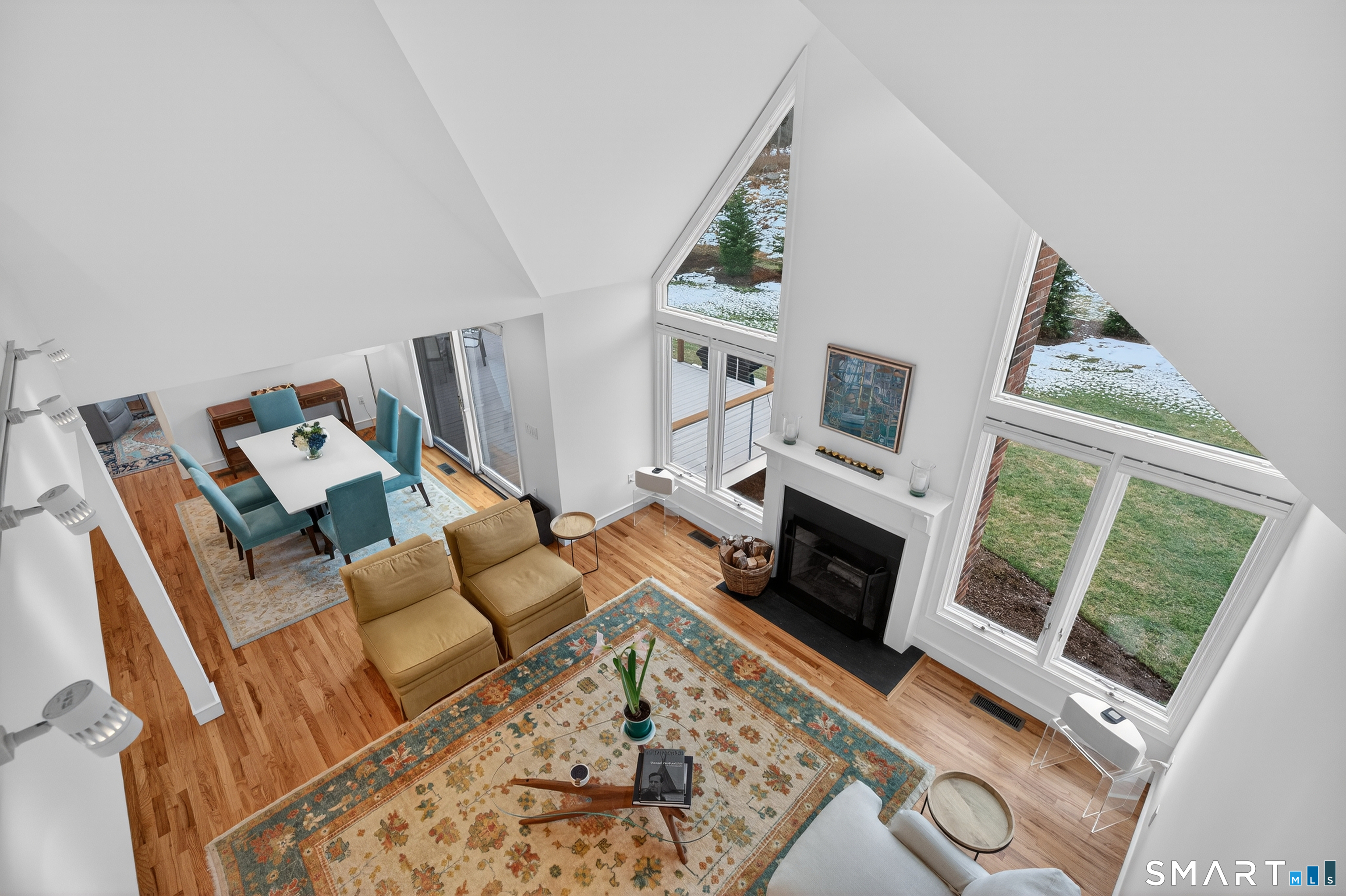 83 Old North Road Stonington CT 06355