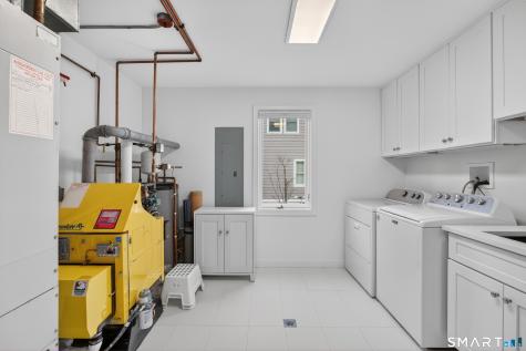 83 Old North Road Stonington CT 06355