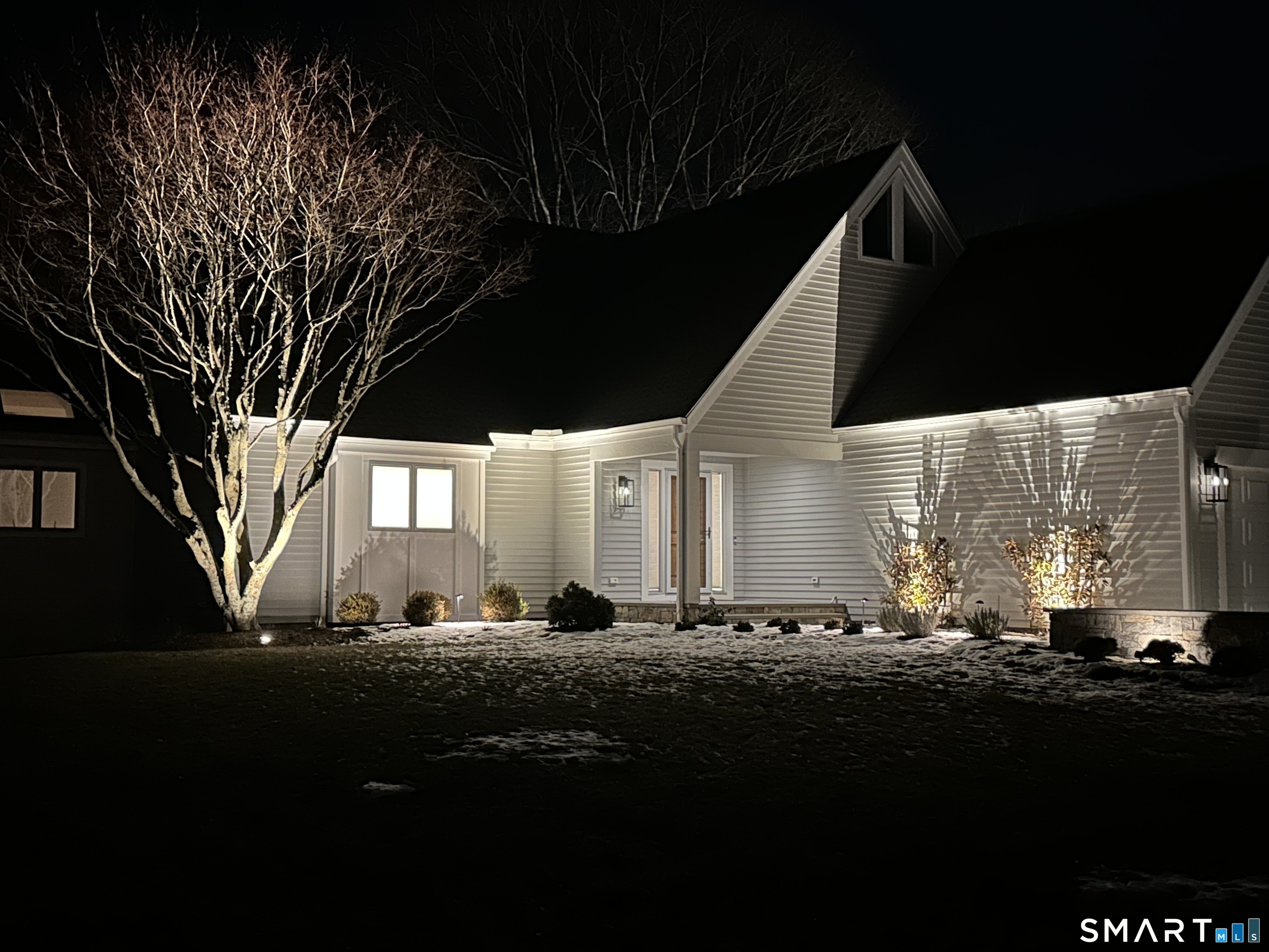 83 Old North Road Stonington CT 06355