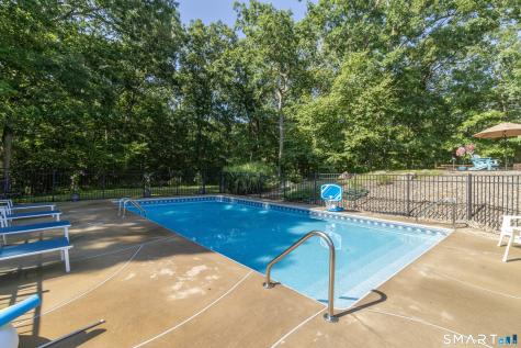 86 Laurel Ridge Trail Killingworth CT 06419