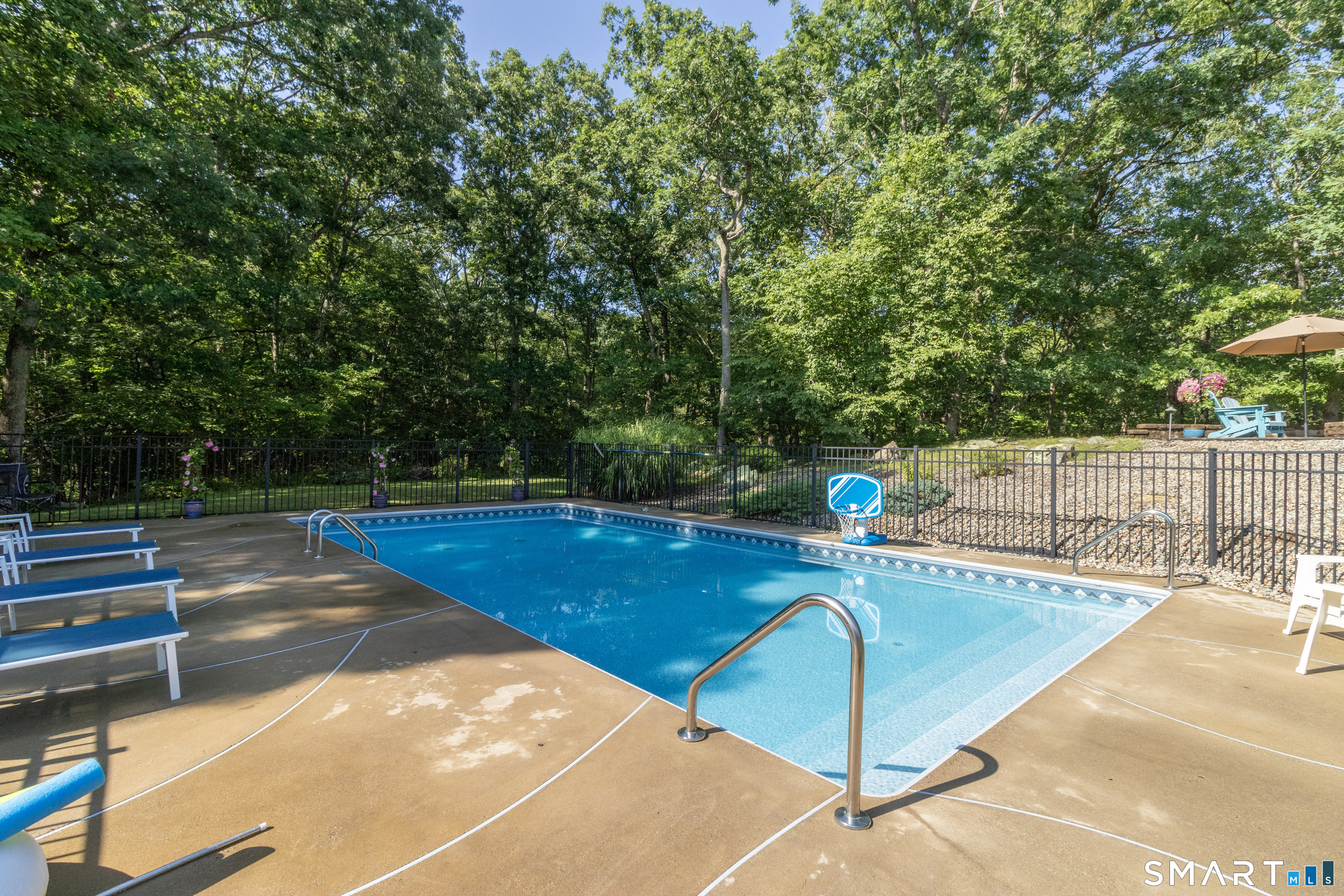 86 Laurel Ridge Trail Killingworth CT 06419