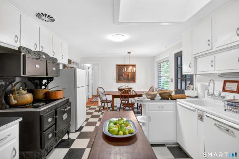 54 Elm Street Fairfield CT 06824