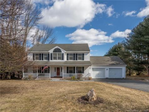 19 Sean Meadow Drive Morris CT 06758