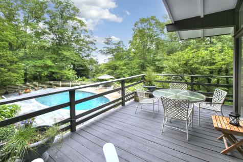 62 Wells Hill Road Weston CT 06883