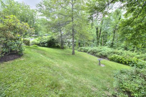62 Wells Hill Road Weston CT 06883