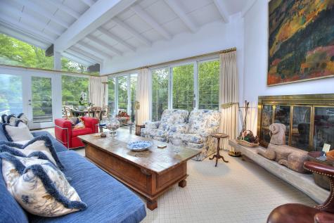 62 Wells Hill Road Weston CT 06883