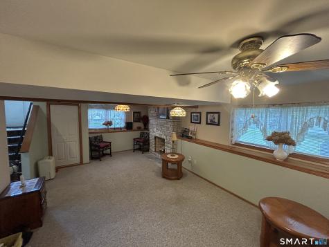 15 Flintlock Road North Haven CT 06473