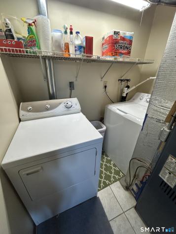 15 Flintlock Road North Haven CT 06473
