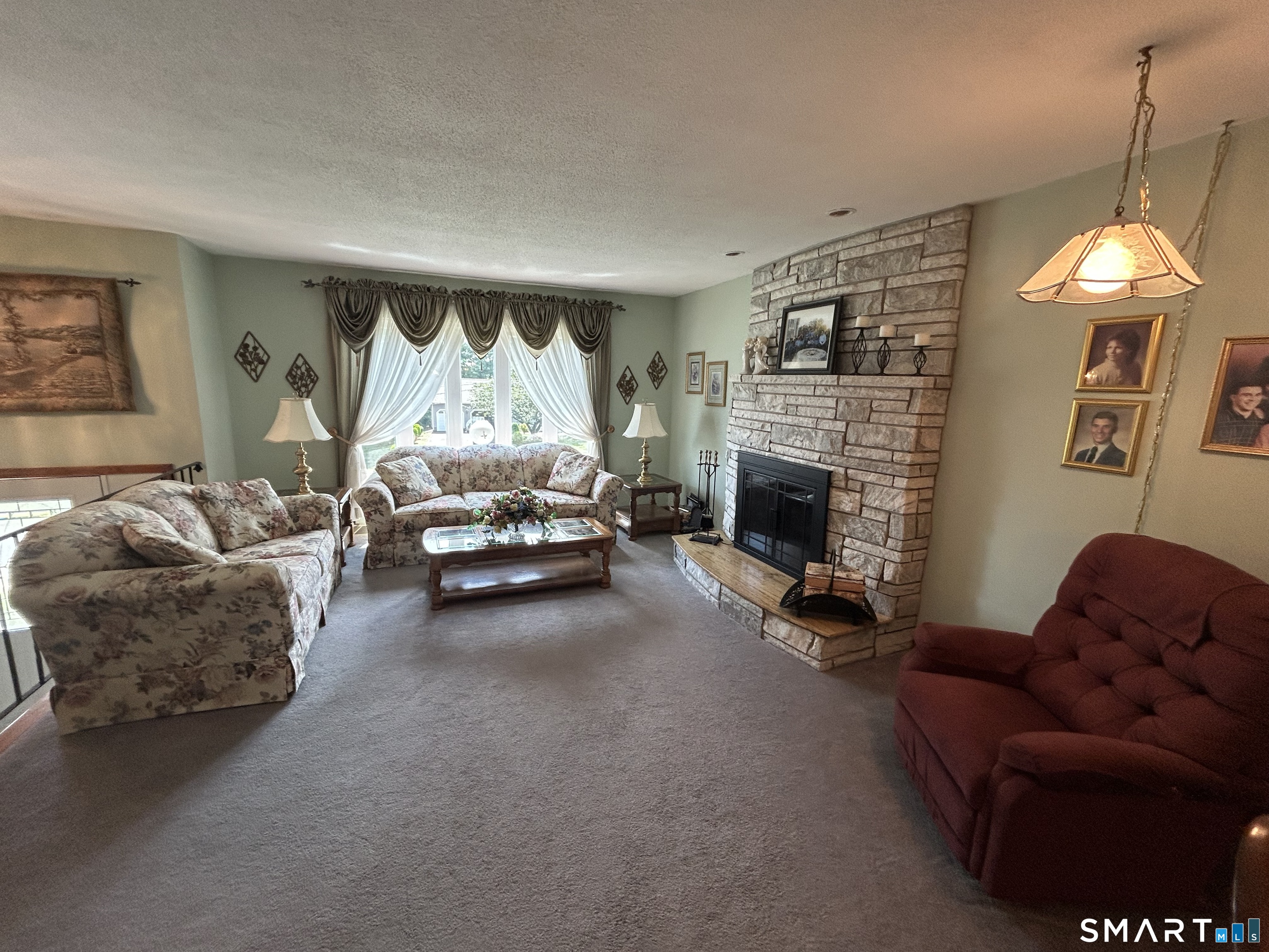 15 Flintlock Road North Haven CT 06473