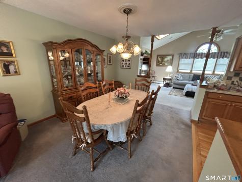 15 Flintlock Road North Haven CT 06473
