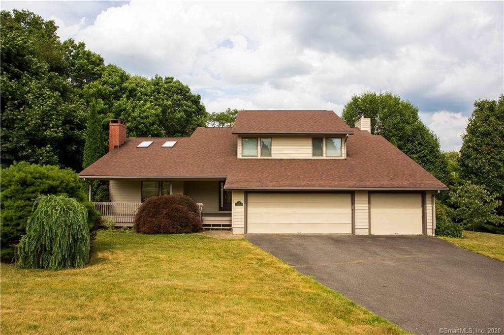 27 Long Horizon Road Bethlehem CT 06751