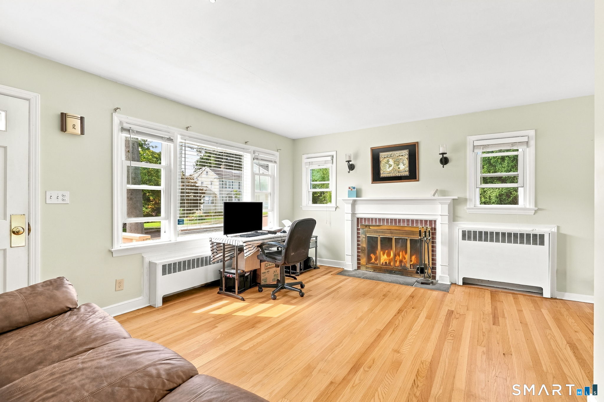 28 Ridgewood Avenue Stamford CT 06907