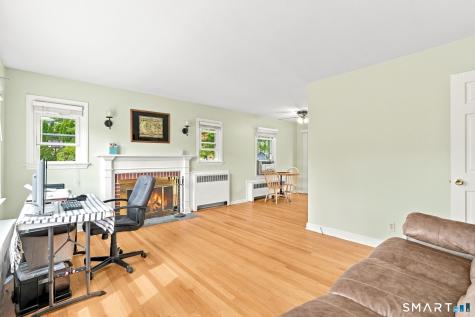 28 Ridgewood Avenue Stamford CT 06907