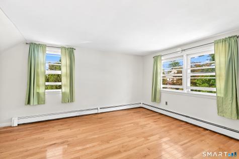28 Ridgewood Avenue Stamford CT 06907