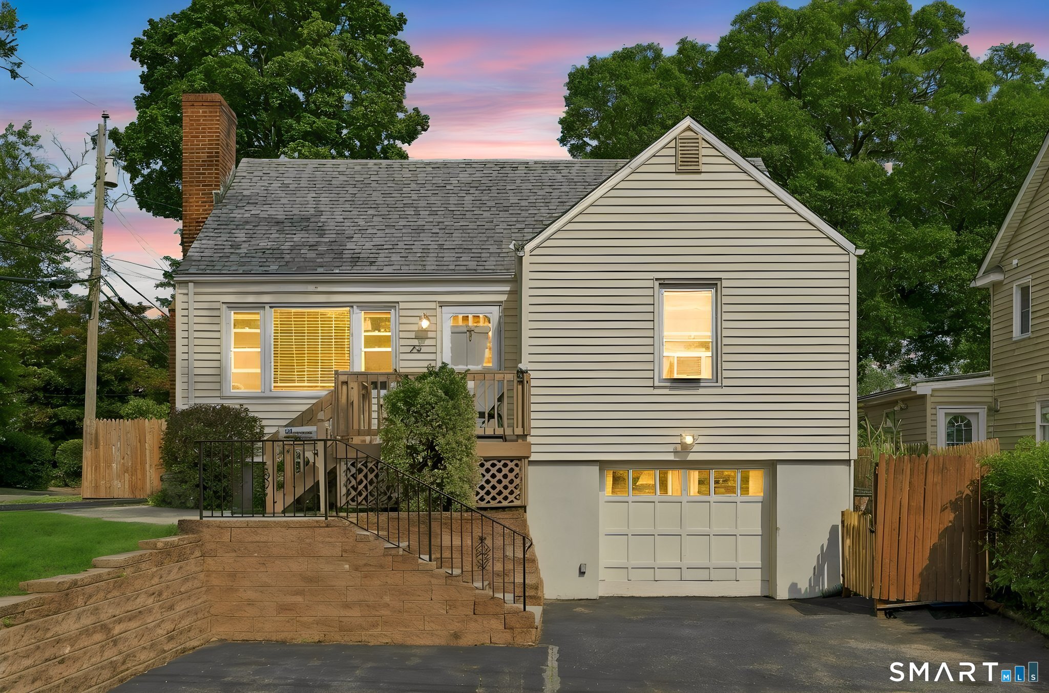 28 Ridgewood Avenue Stamford CT 06907