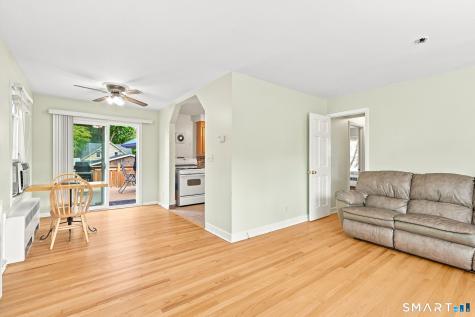 28 Ridgewood Avenue Stamford CT 06907