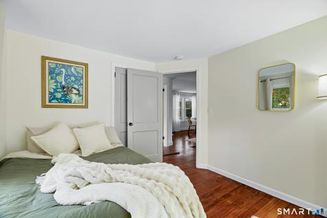 32 Sunset Terrace Essex CT 06426