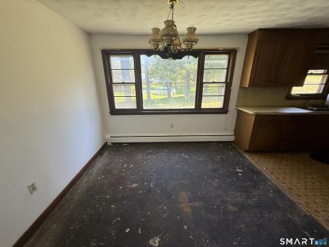 8 Tulip Drive Meriden CT 06450