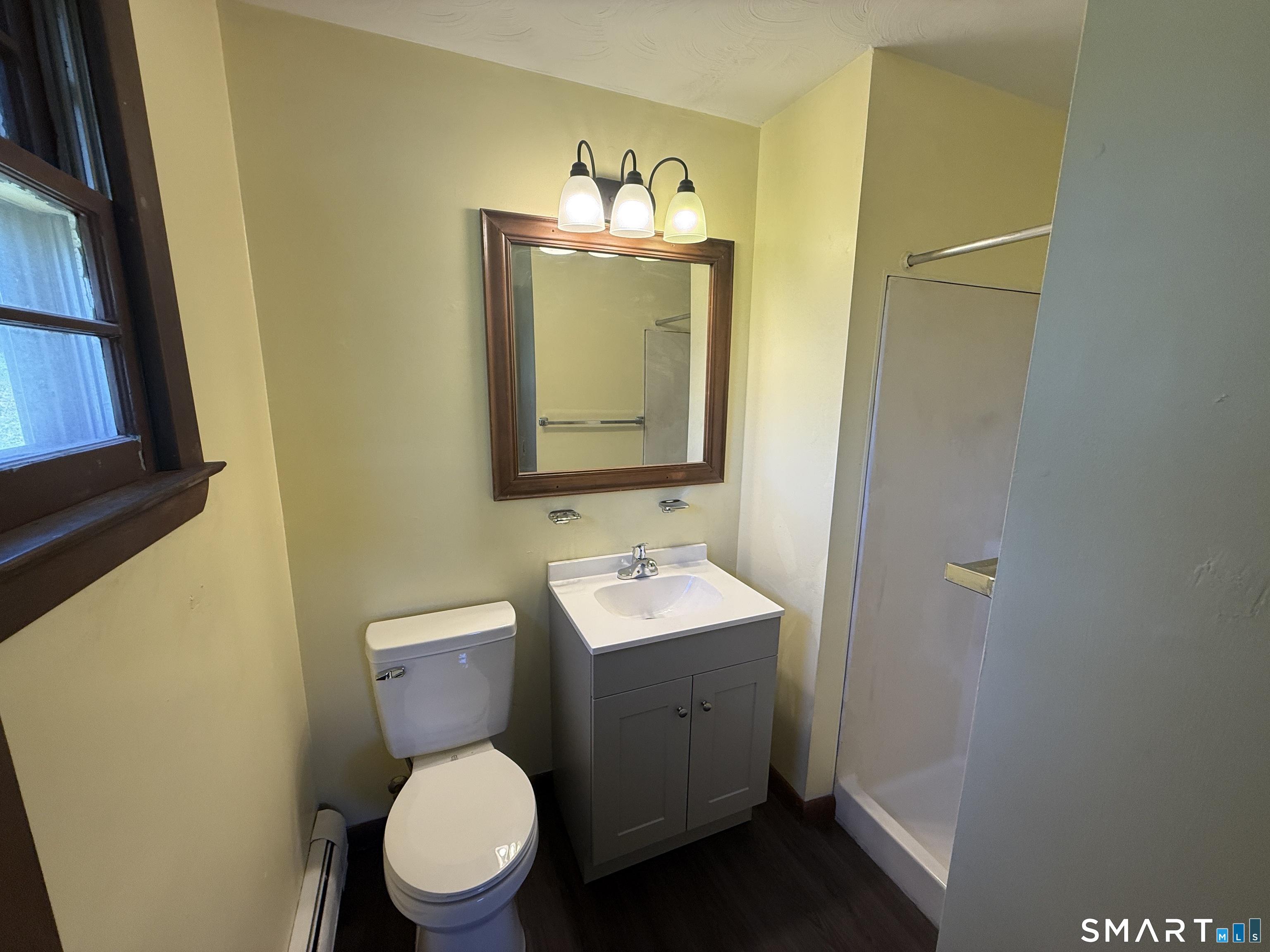 8 Tulip Drive Meriden CT 06450