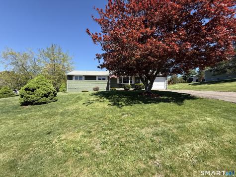 8 Tulip Drive Meriden CT 06450