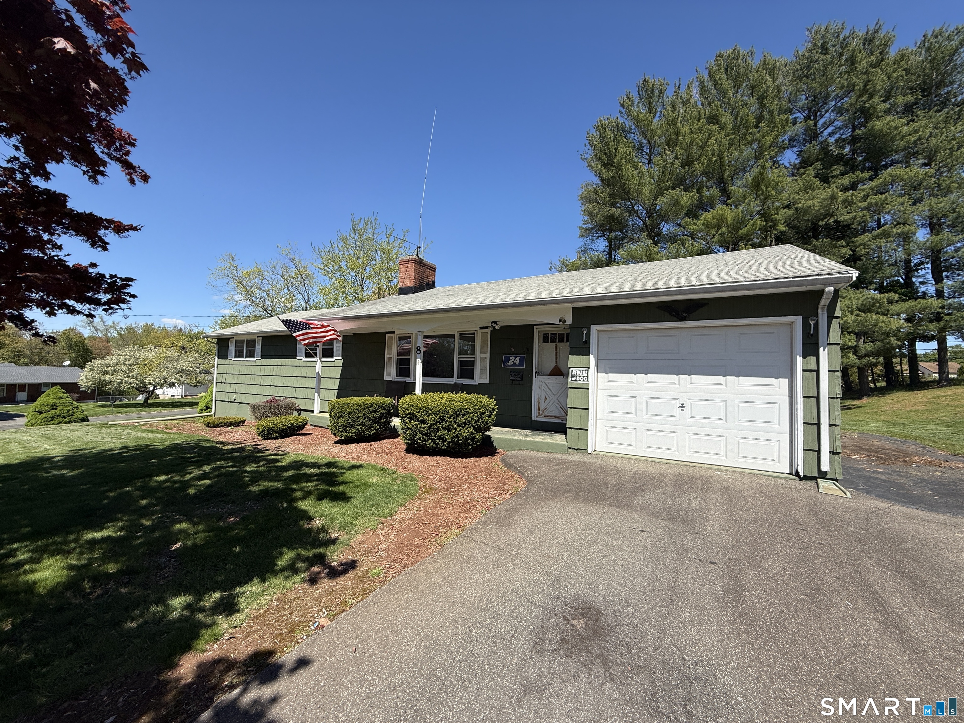 8 Tulip Drive Meriden CT 06450