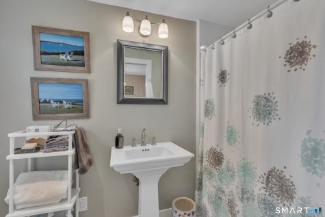 62 West Main Street Groton CT 06355