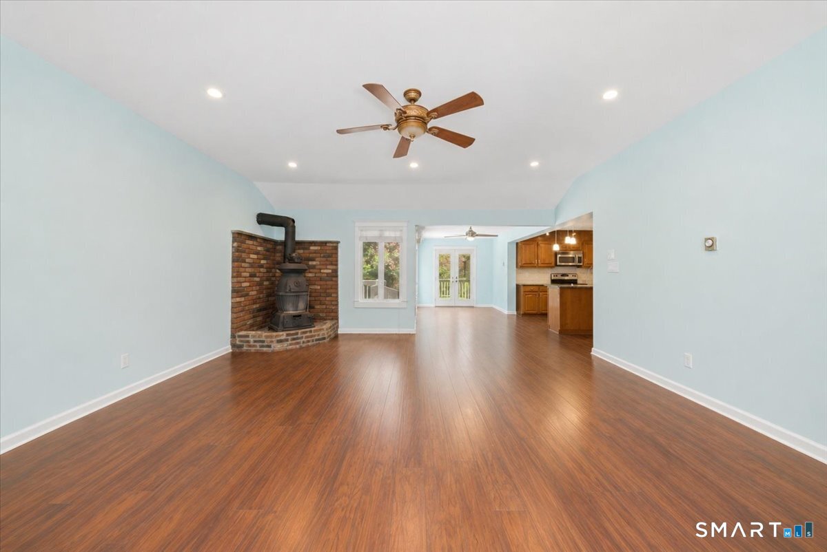 2 Judith Drive Danbury CT 06811