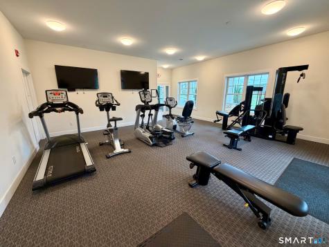 86 Commons Crossing Windsor CT 06095