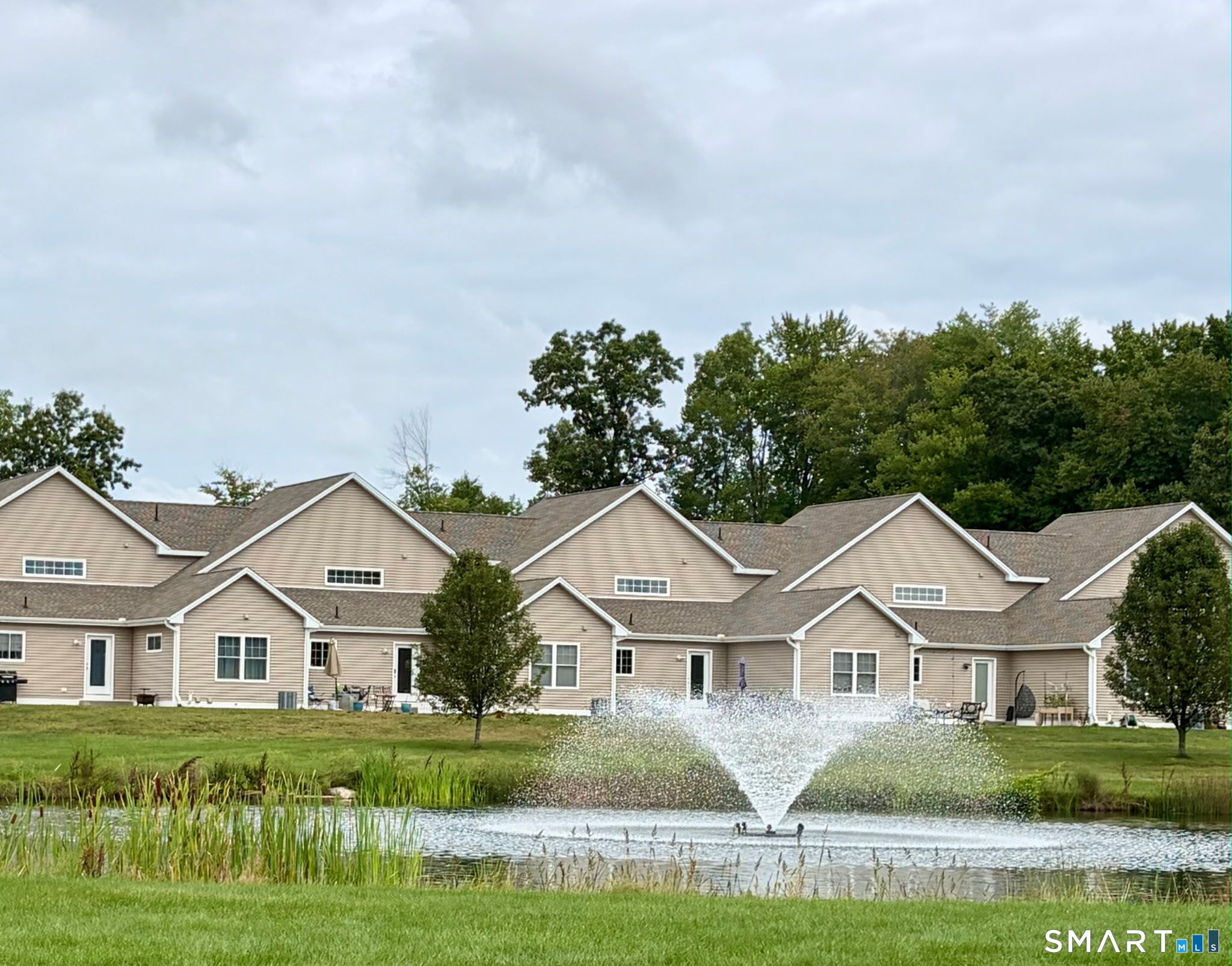86 Commons Crossing Windsor CT 06095