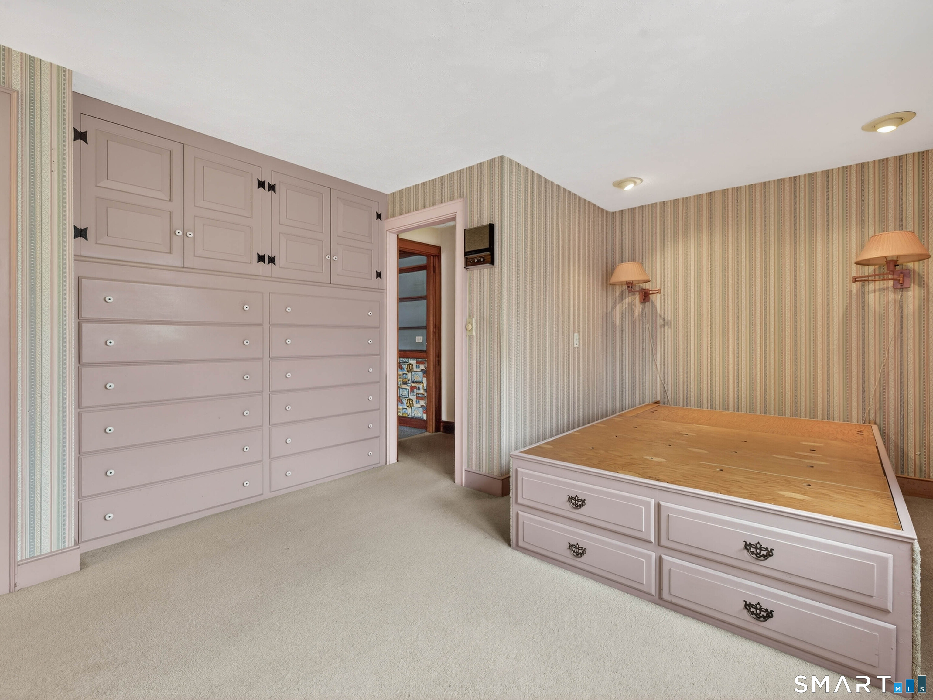 37 North Stonington Road Stonington CT 06378