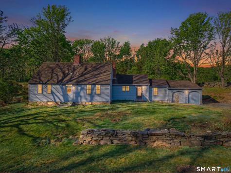 37 North Stonington Road Stonington CT 06378
