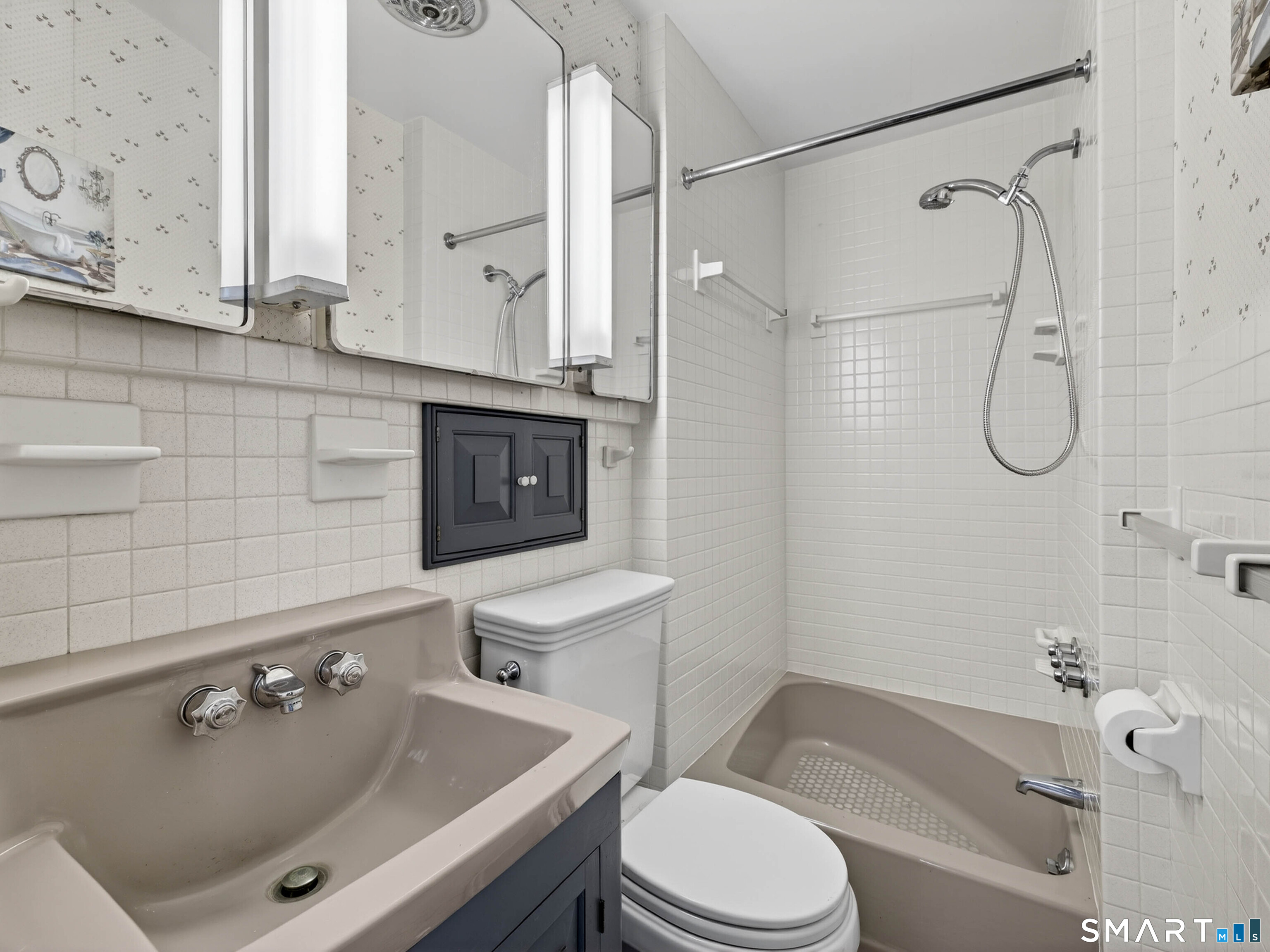 37 North Stonington Road Stonington CT 06378
