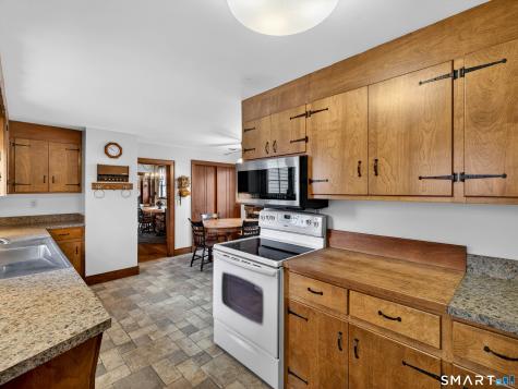 37 North Stonington Road Stonington CT 06378