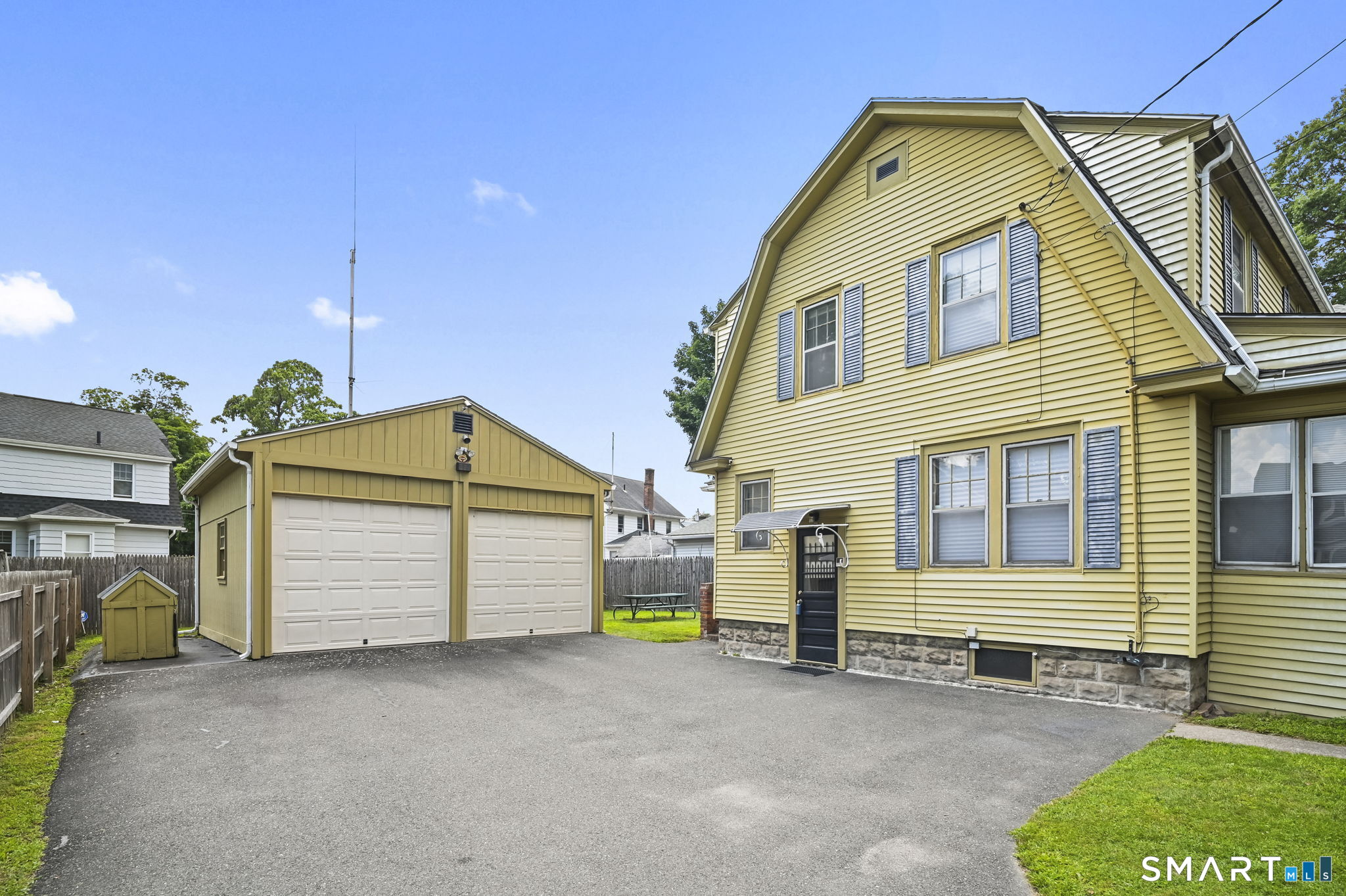 15 Bina Avenue Windsor CT 06095