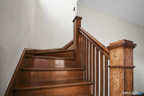 15 Bina Avenue Windsor CT 06095