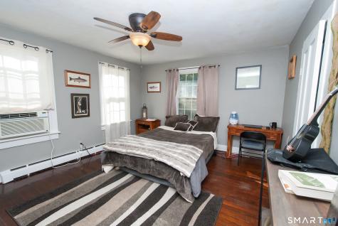 3 Pine Street Newtown CT 06482