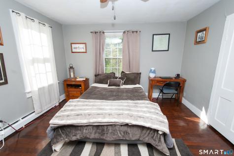 3 Pine Street Newtown CT 06482