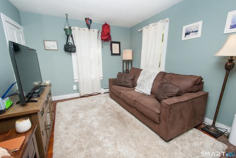 3 Pine Street Newtown CT 06482