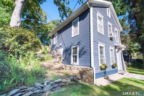 3 Pine Street Newtown CT 06482