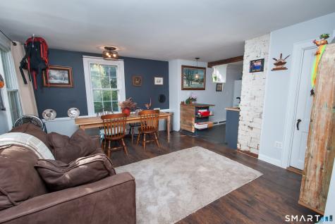 3 Pine Street Newtown CT 06482