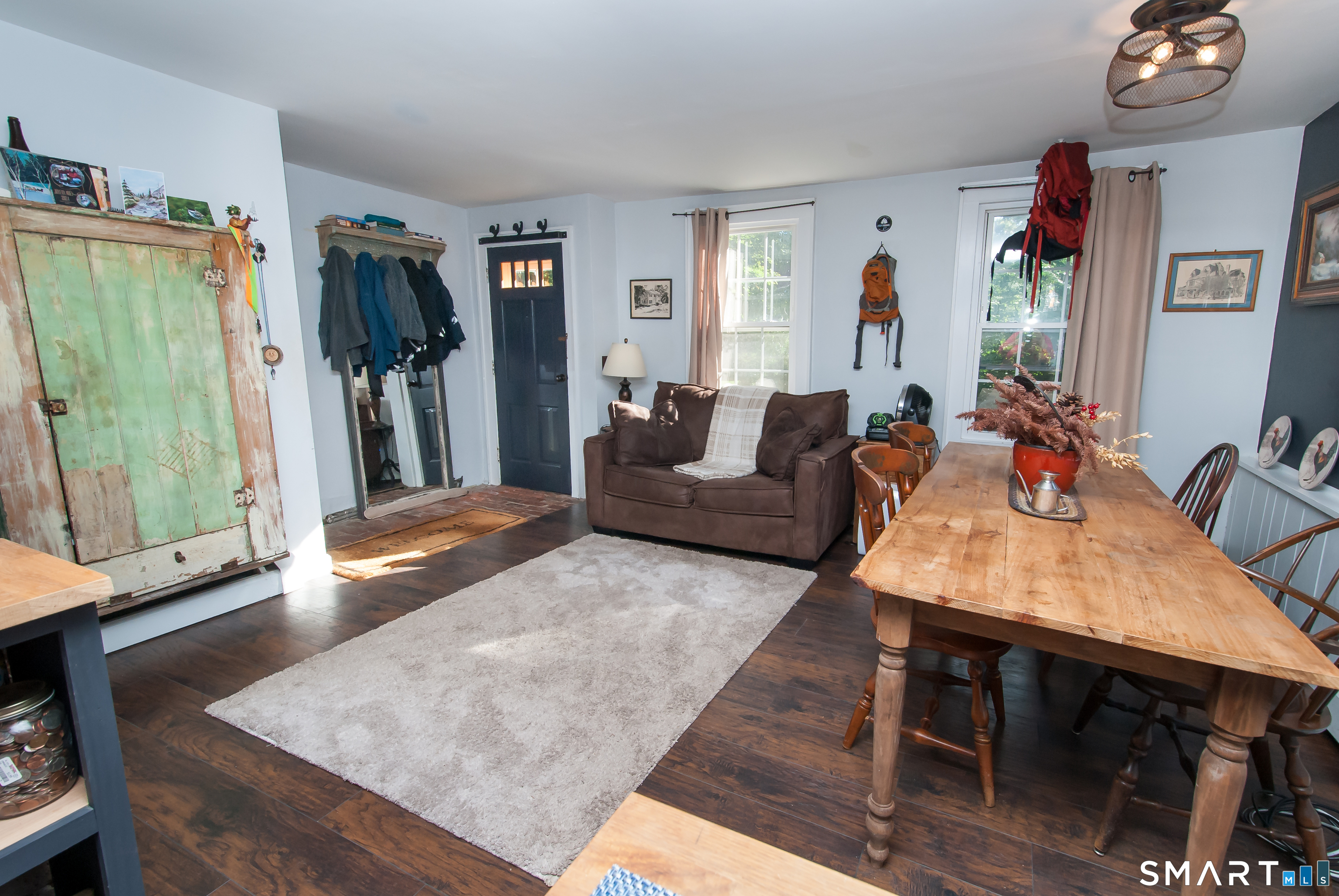 3 Pine Street Newtown CT 06482