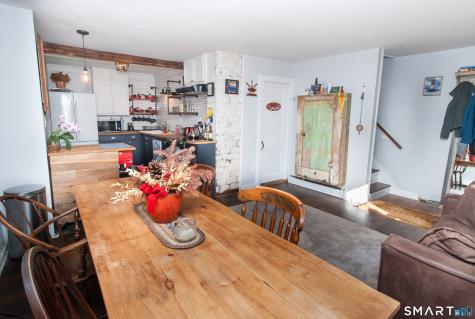 3 Pine Street Newtown CT 06482
