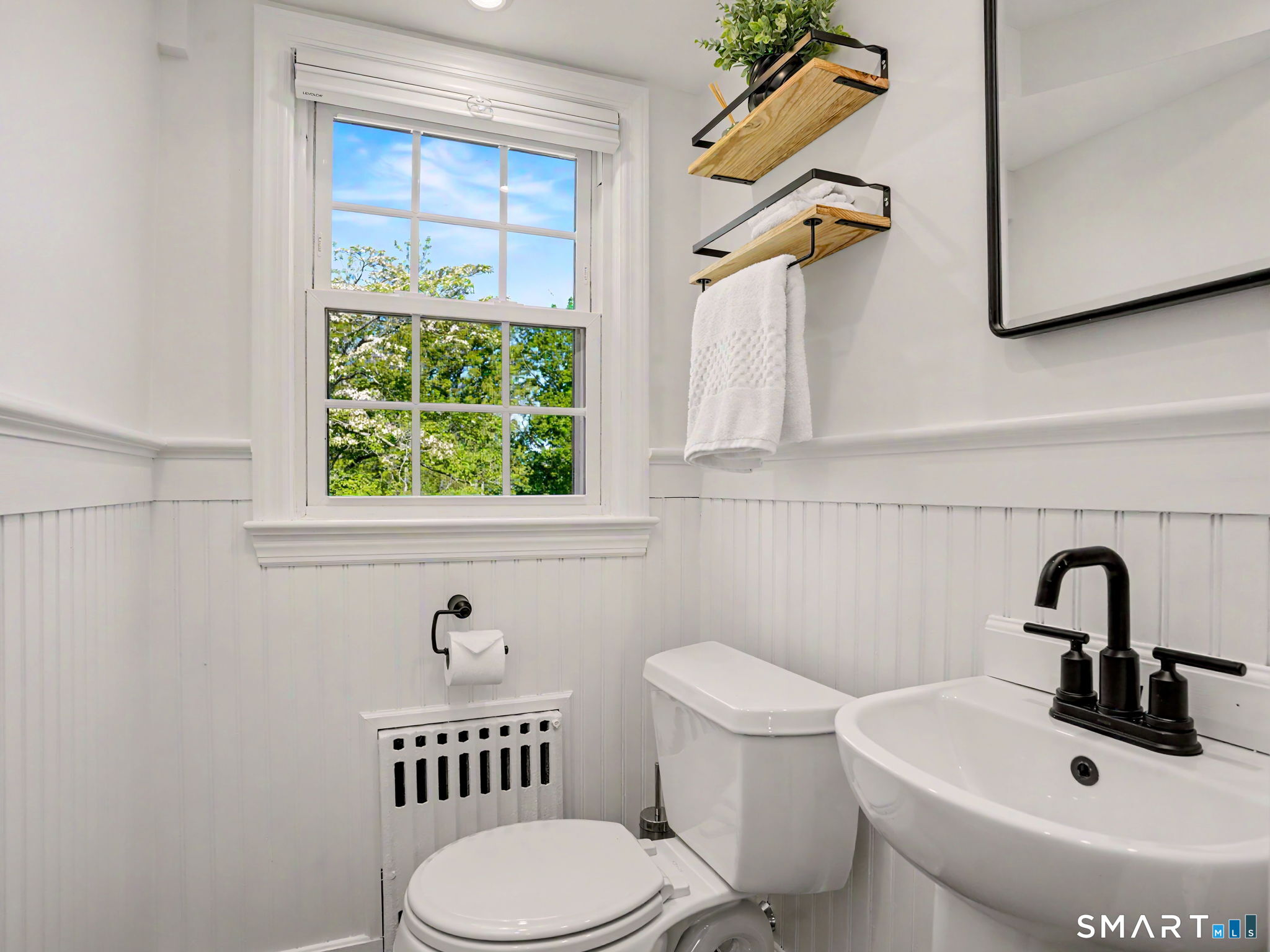 40 Woodbury Avenue Stamford CT 06907