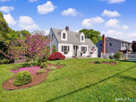 40 Woodbury Avenue Stamford CT 06907