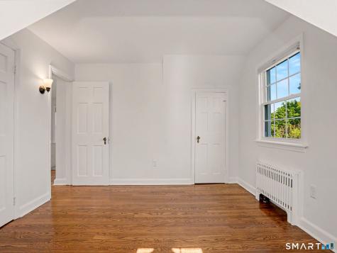 40 Woodbury Avenue Stamford CT 06907