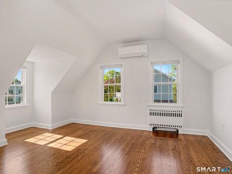40 Woodbury Avenue Stamford CT 06907